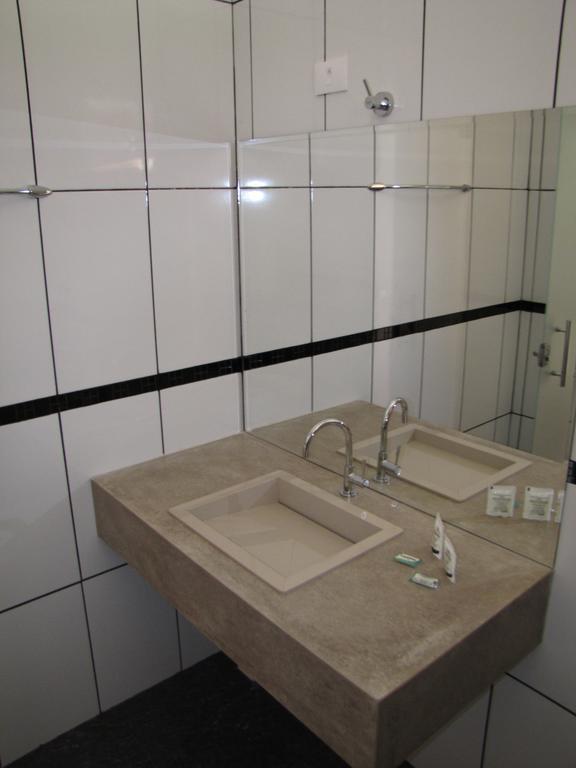 Hotel Fazenda Arara Azul Carolina  Pokój zdjęcie